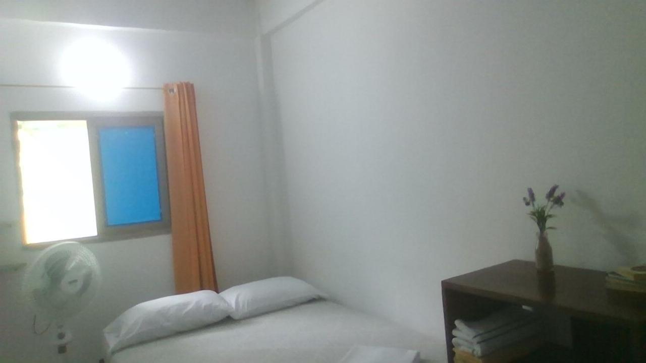 Hostal Paloma Cafe Palomino Bagian luar foto