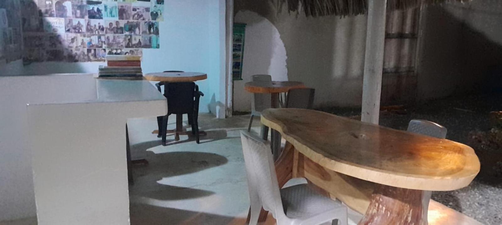 Hostal Paloma Cafe Palomino Bagian luar foto