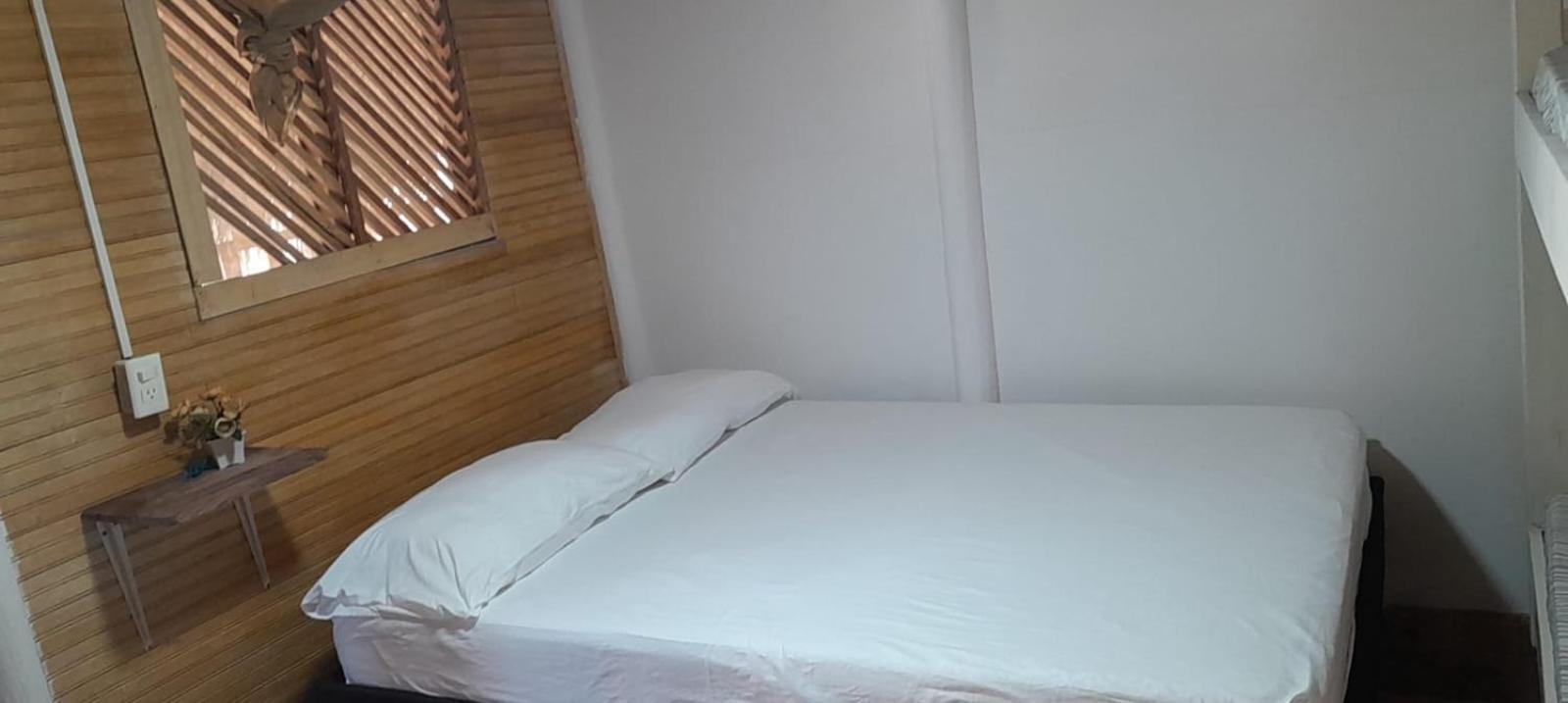 Hostal Paloma Cafe Palomino Bagian luar foto