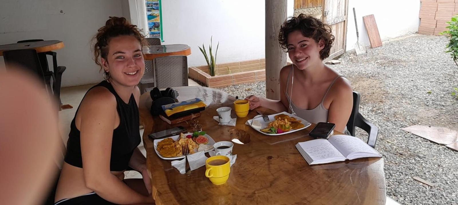 Hostal Paloma Cafe Palomino Bagian luar foto